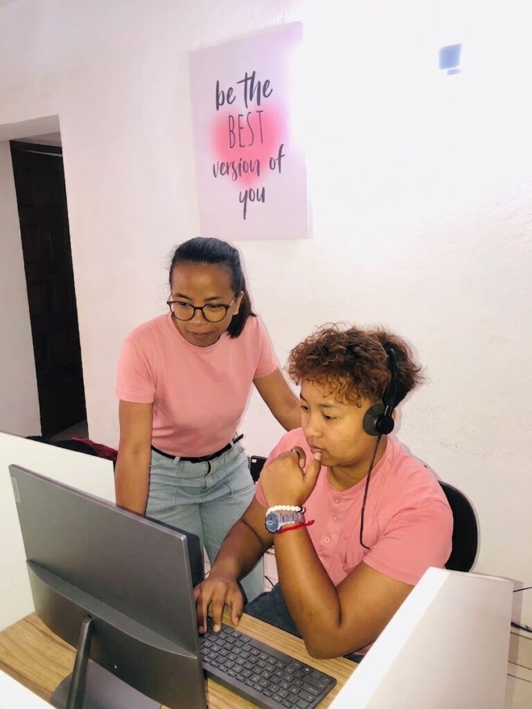 Externaliser son service client e-commerce : assistante Wepeps à Antananarivo